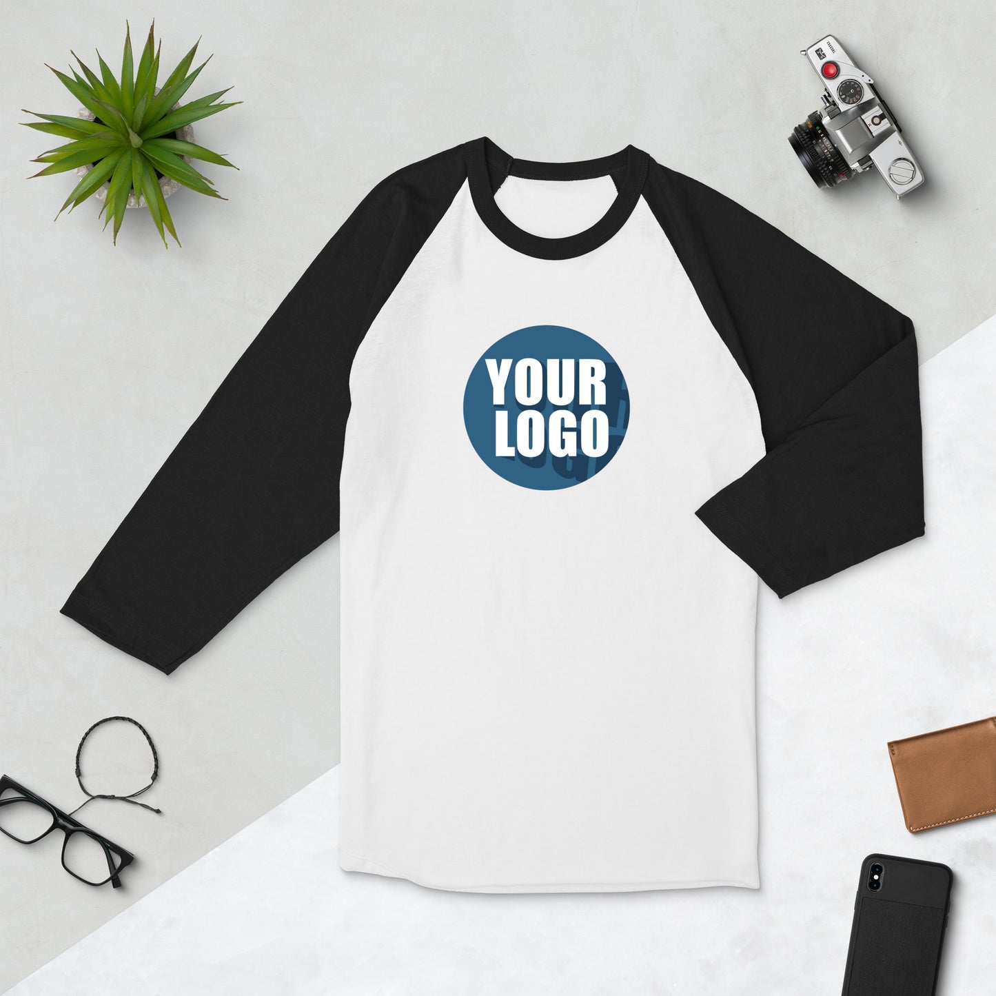 3/4 sleeve raglan shirt