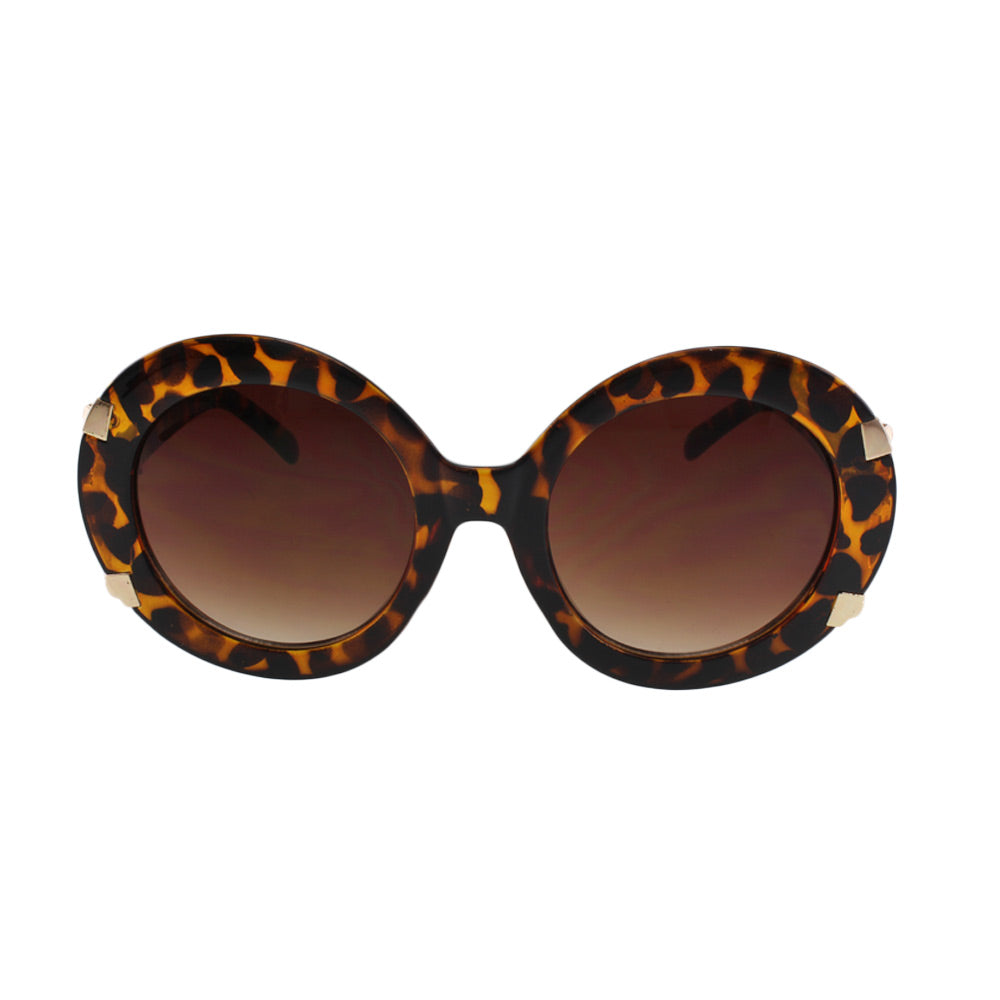MQ Astrid Sunglasses in Tortoise / Smoke